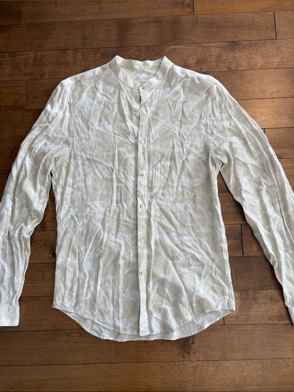 2/30$ Men's White Camo Mandarincollar Button-Up Shirt